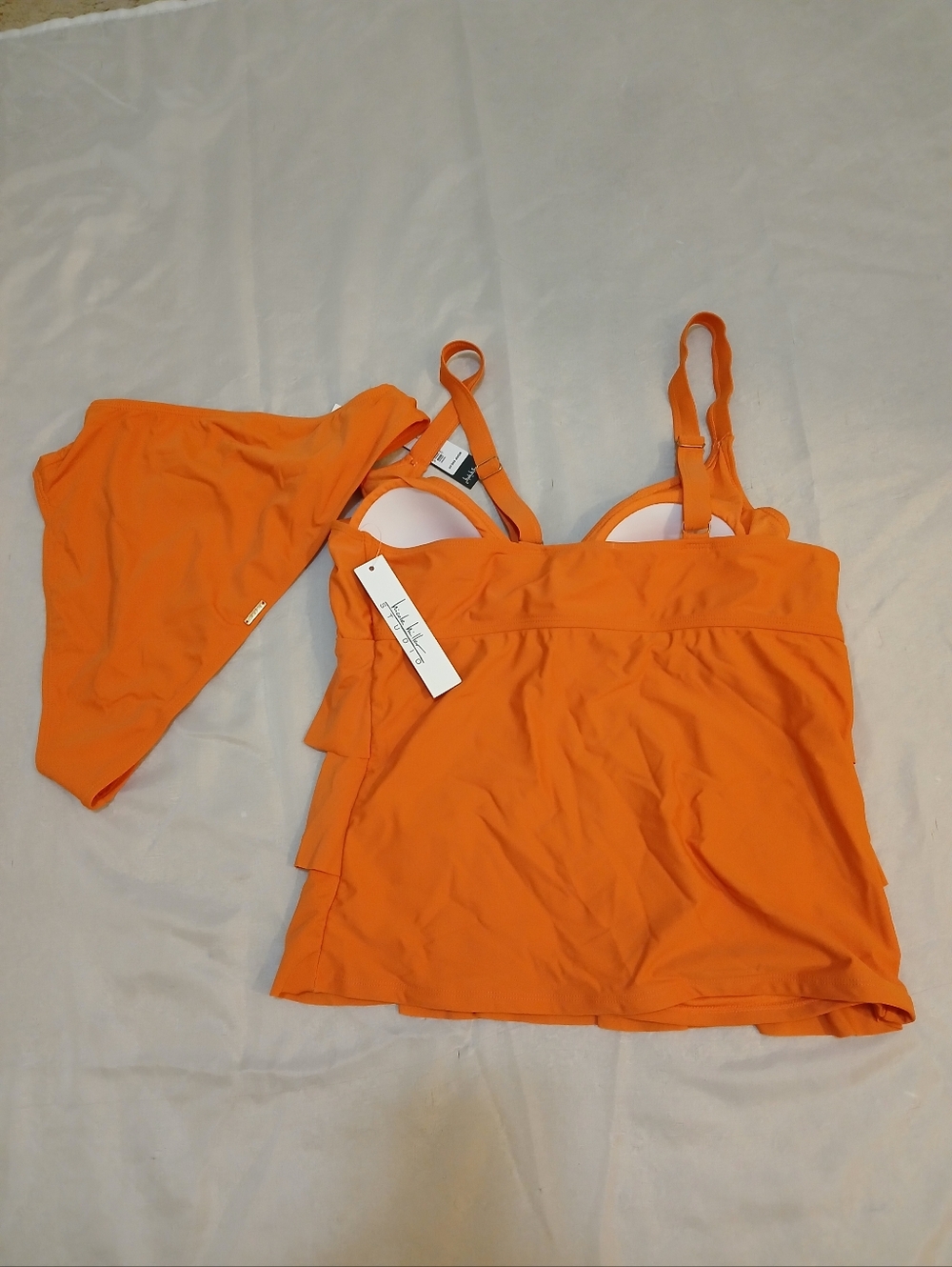 Tankini Top & Bottom - Picture 3 of 3